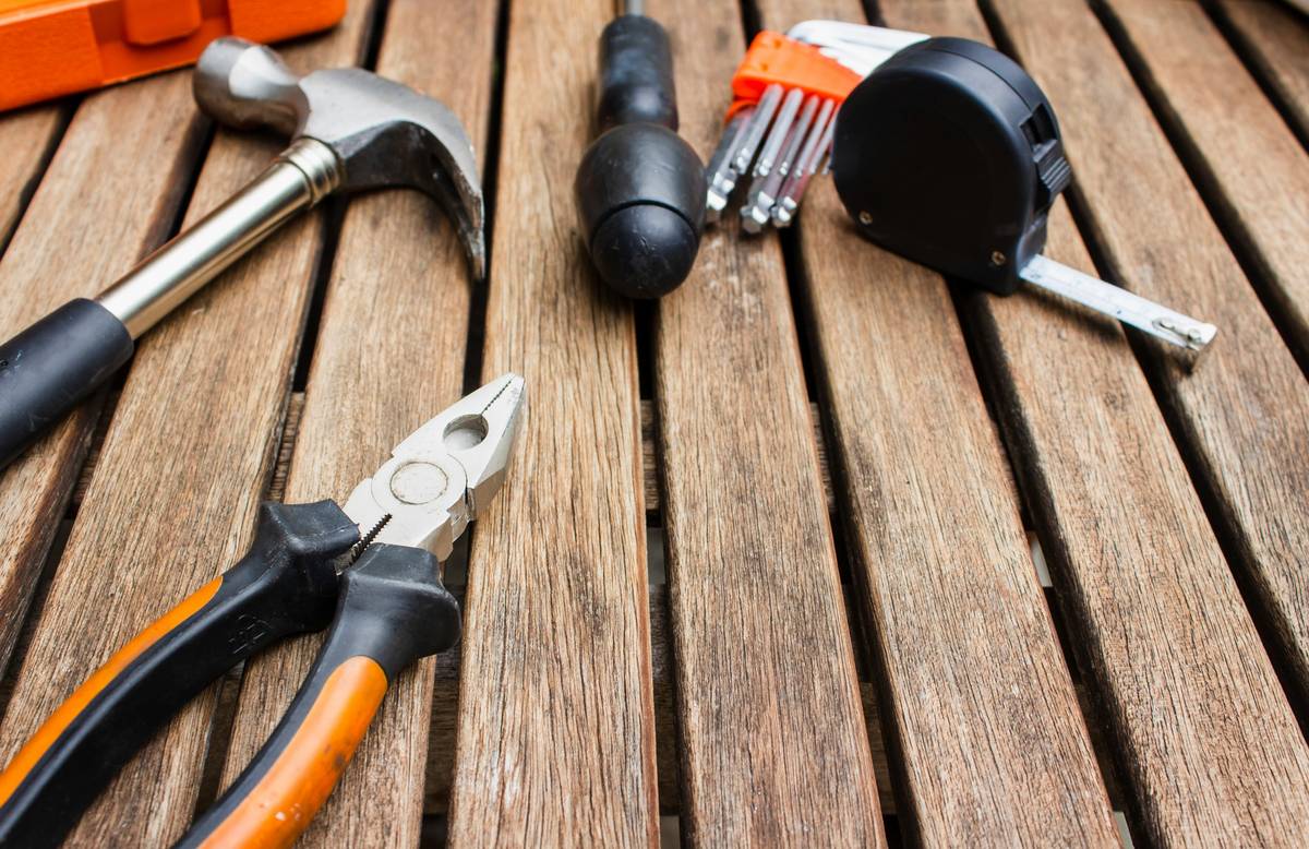 Tools for DIY Heat Gun: 7 Essential Tips to Avoid Painful Mistakes